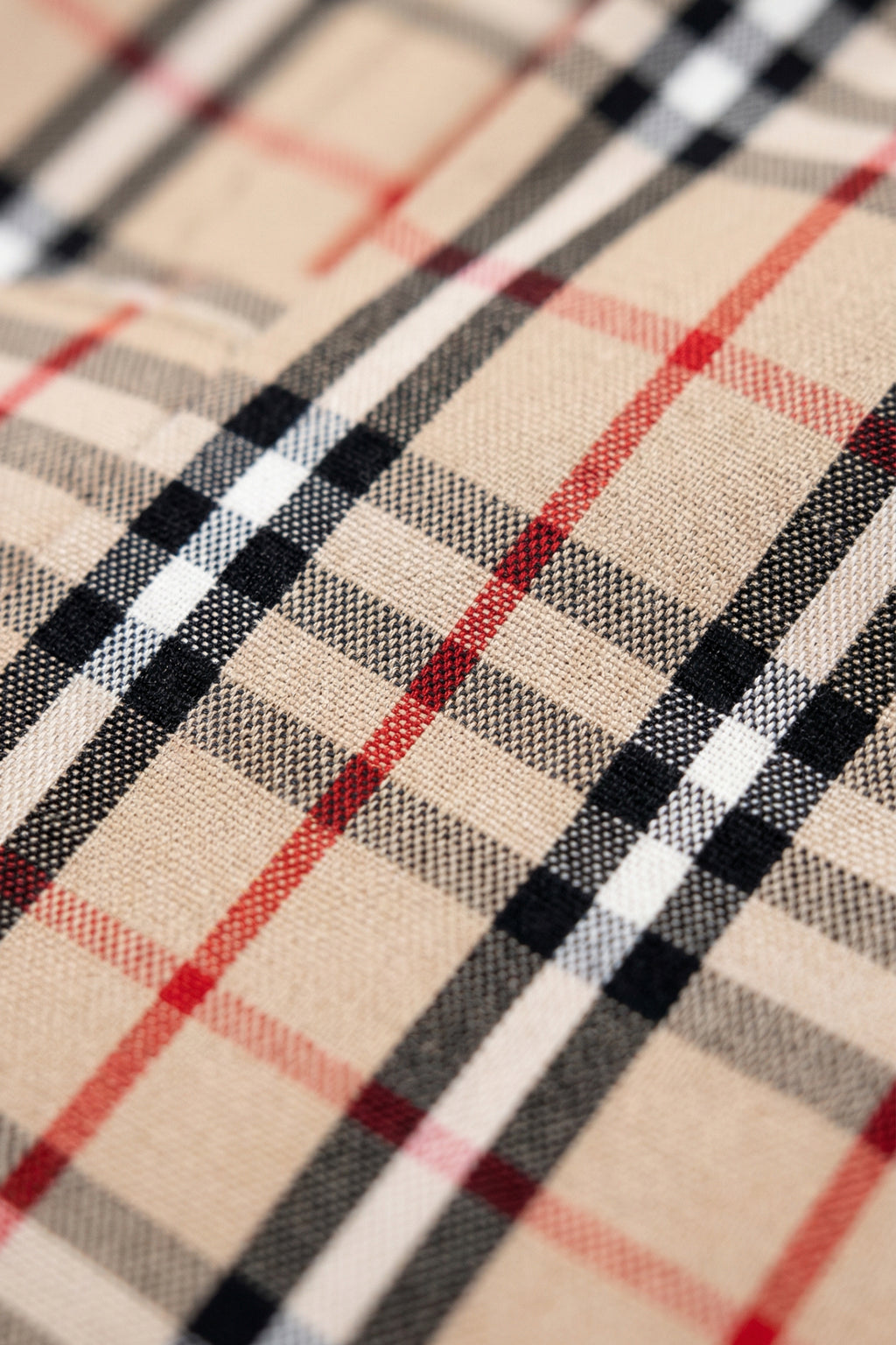 Long Sleeve Slim Fit 100% Cotton Plaid Shirt with Contrast Collar & Cuffs