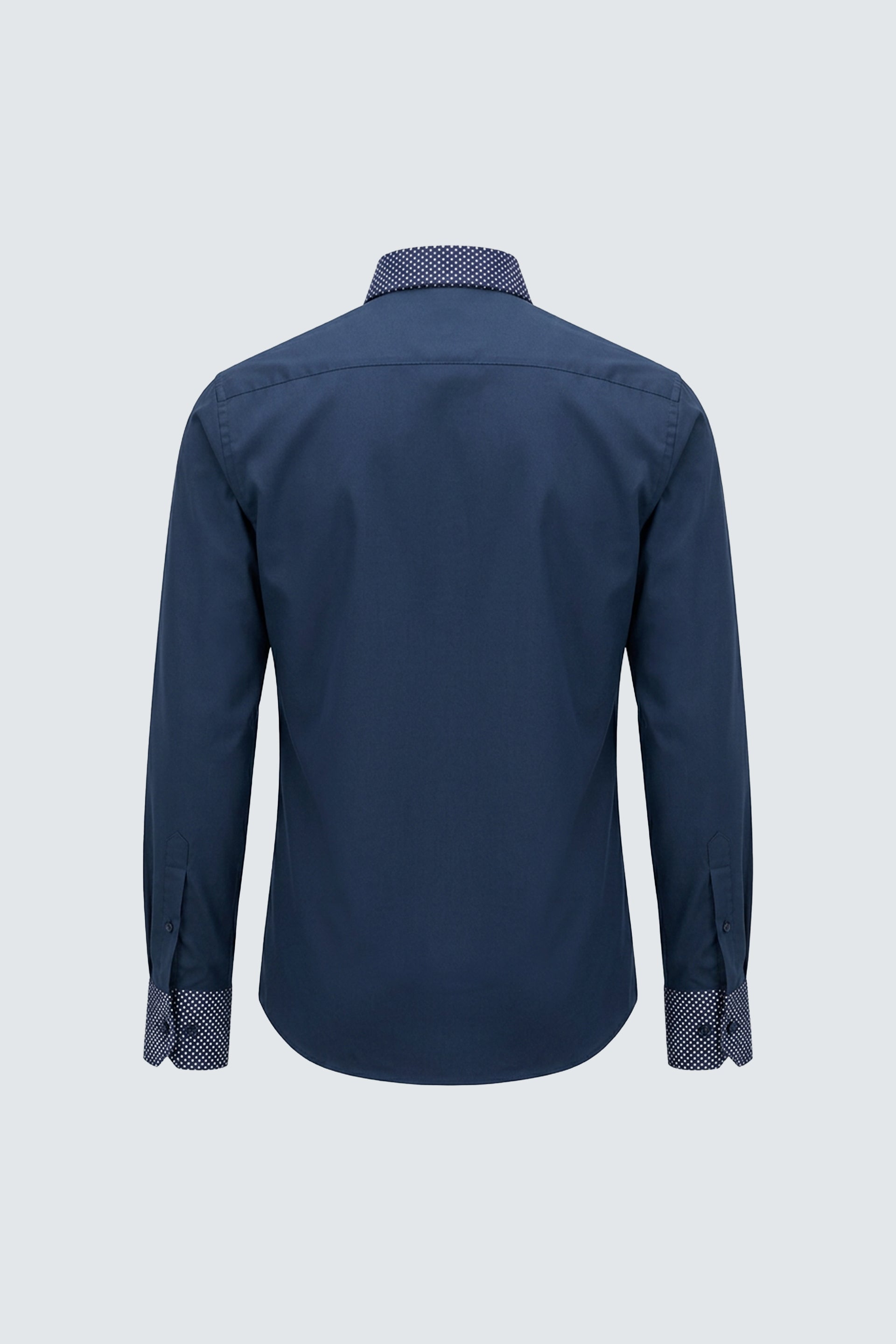 Мужская рубашка с длинным рукавом, облегающего кроя, из хлопка, с контрастным высоким воротником и двойными манжетами