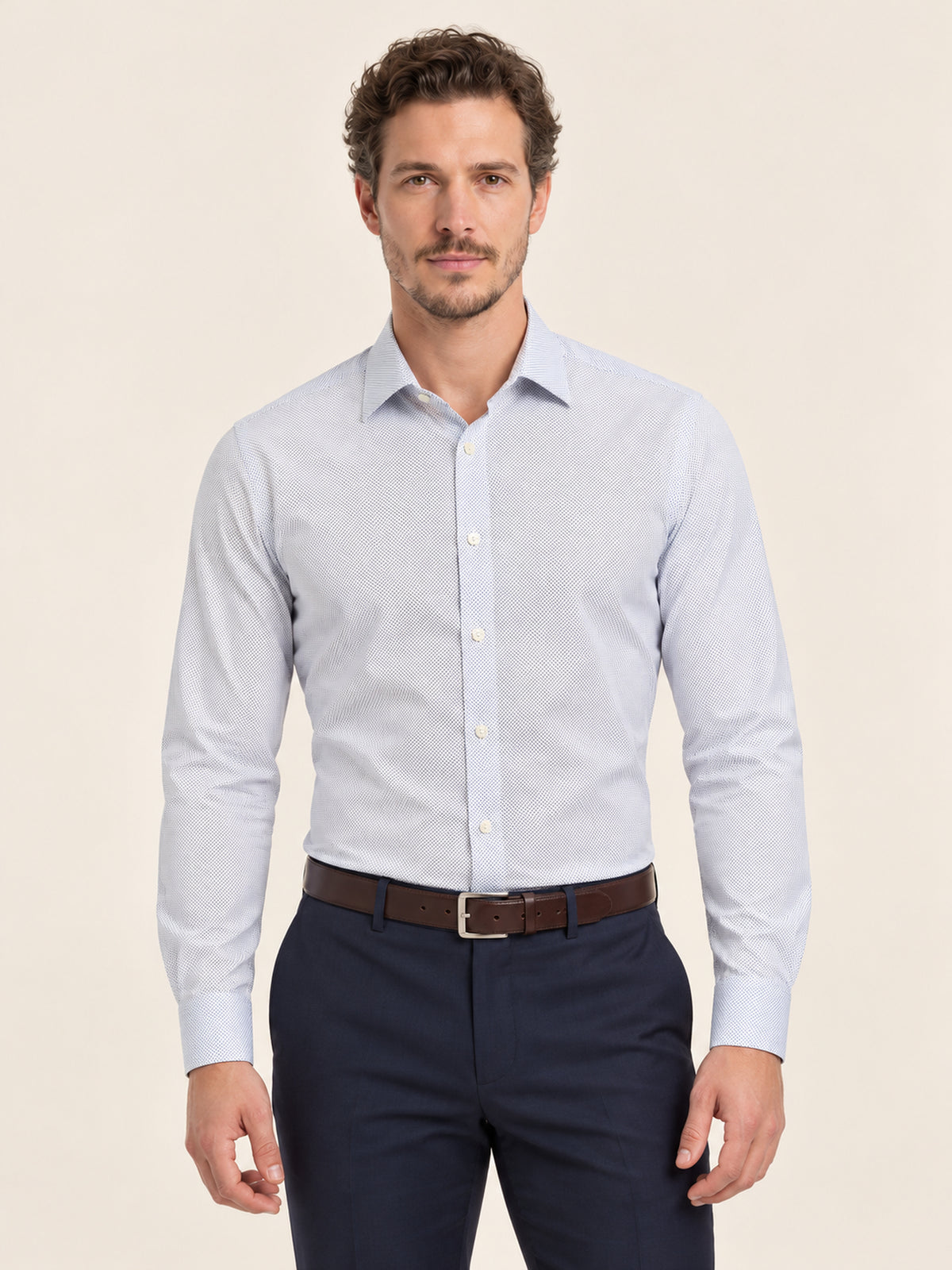 Beyaz Slim Fit Erkek Gömlek – Baskılı Pamuk Düğmeli Yaka