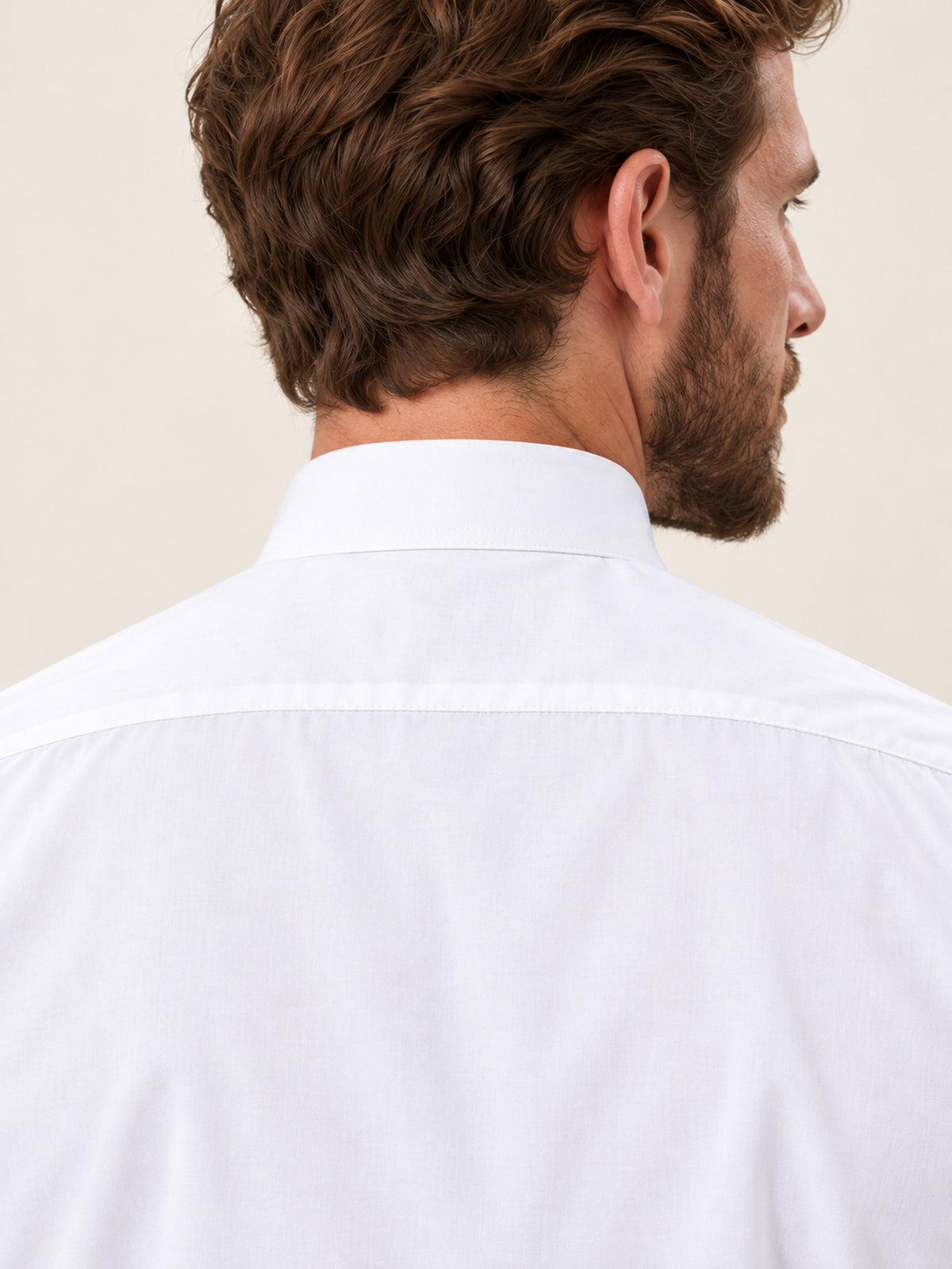 Beyaz Slim Fit Damatlık Gömlek – Ata Yaka Pamuk Piliseli